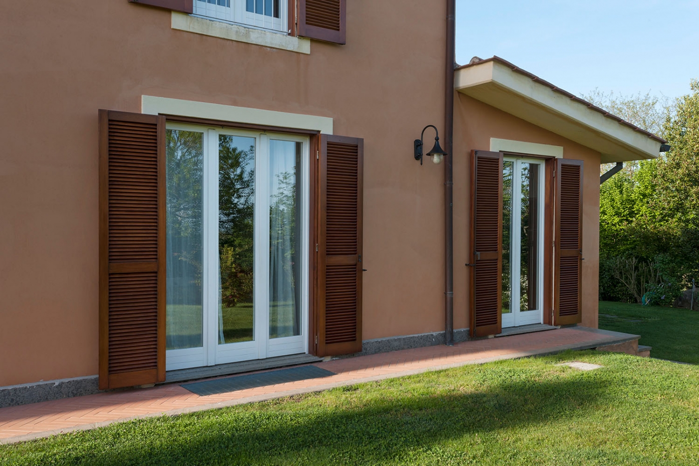 Esterni casa High